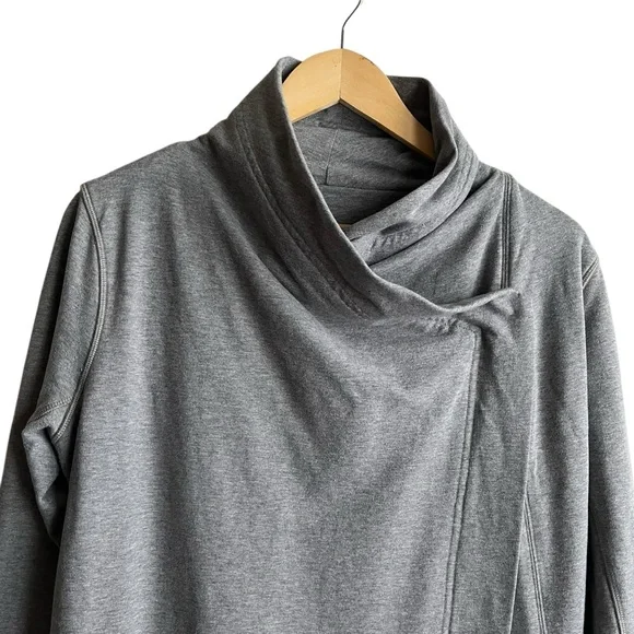 Lululemon Restore Wrap Heathered Medium Grey Size 6 Cozy French Terry - Picture 6 of 16